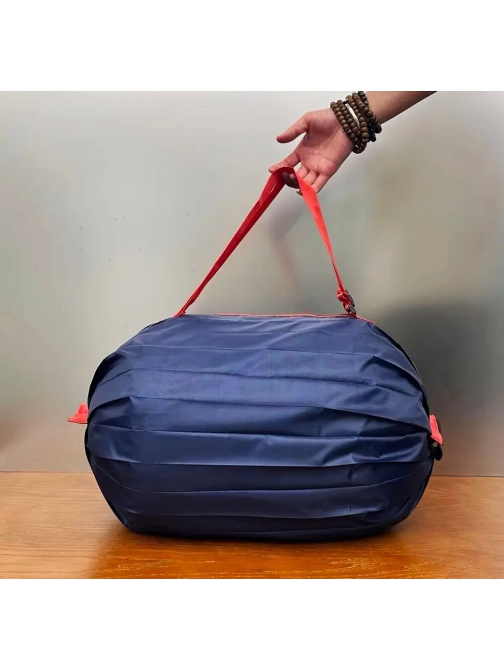 New - Stylish Navy Blue Large Capacity Duffel Bag with Adjustable Strap